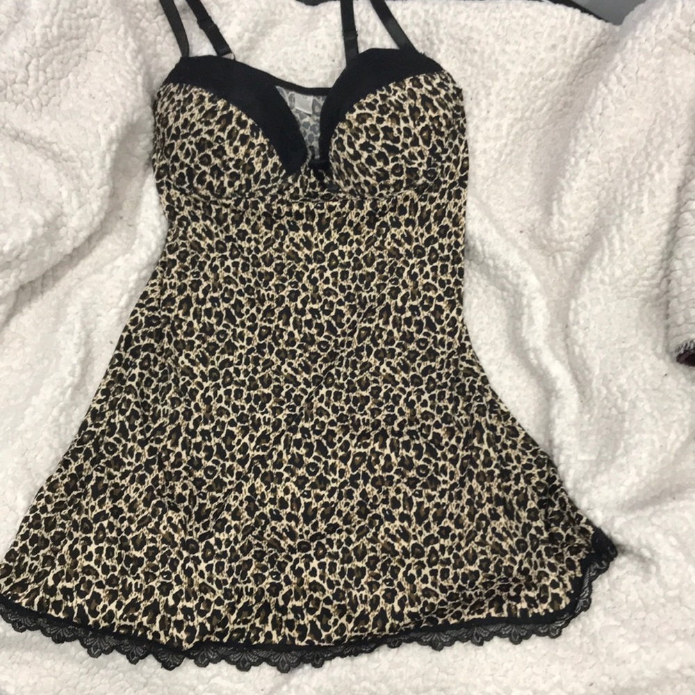 Leopard night gown